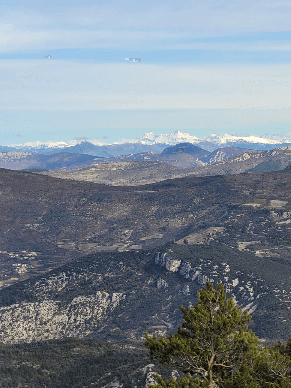 Vue panoramique du sommet du Mont Ventoux